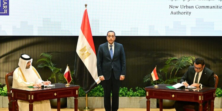 شراكة استثمارية مصرية قطرية لتنمية وتطوير منطقة “علم الروم” بمطروح بقيمة 29.7 مليار دولار