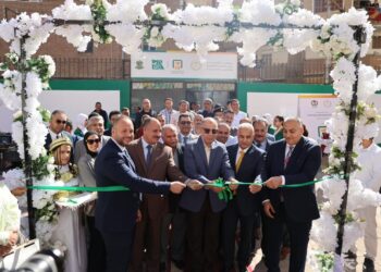 البنك الأهلي المصري يفتتح مدرسة السلام الإعدادية بمحافظة المنيا 