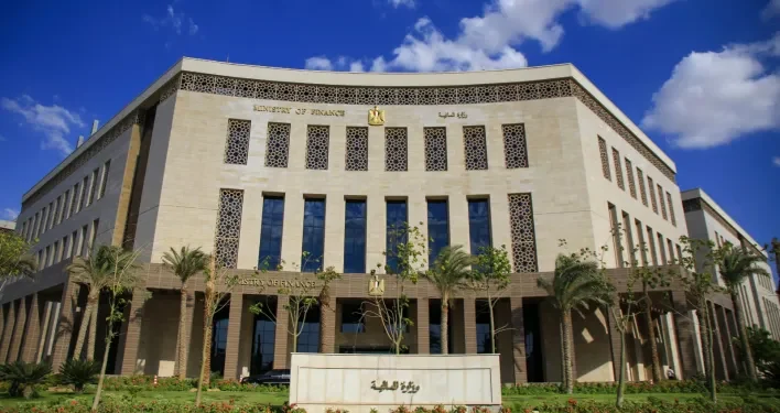 حصيلة الضرائب على أذون وسندات الخزانة تنمو 32.4% خلال 4 أشهر