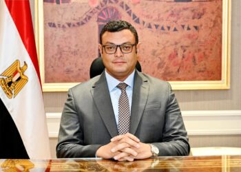 وزير الإسكان يُتابع عملية تسليم وحدات “سكن لكل المصريين محور الإسكان المتوسط” بمدينة حدائق العاصمة