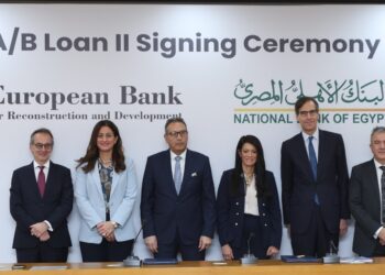 لدعم الـSMEs.. البنك الأهلي المصري يوقع اتفاقية تمويل مع EBRD بـ 100 مليون دولار