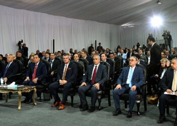 رئيس الوزراء يفتتح مصنع “ليوني مصر” العالمية لضفائر السيارات بمدينة بدر