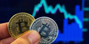 سعر البيتكوين يهبط بنسبة 3.28% وسط تخارج رؤوس الأموال الأمريكية