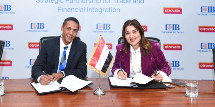 «أوتروفاتو» توقع مذكرة تفاهم مع CIB لتمكين التجارة والحلول المالية في إفريقيا